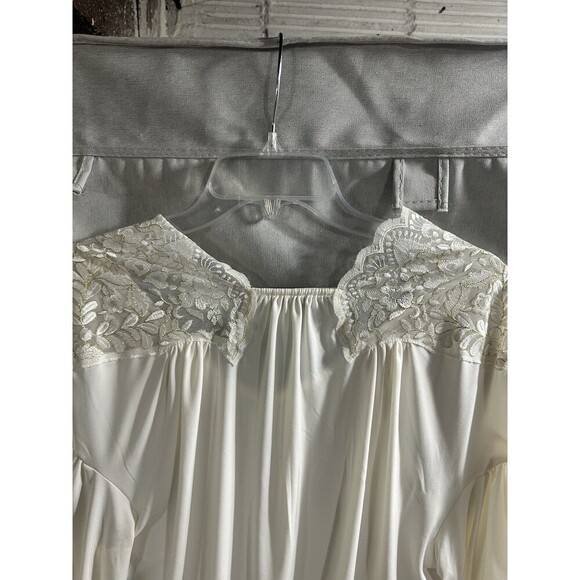 NWT Express Lace Ivory Bodysuit Long Sleeve Size Small Formal V Neck Lace - Picture 8 of 9